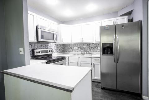 2404 Algonquin Rd #9, Rolling Meadows, IL 60008 photo 5