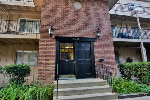 2404 Algonquin Rd #9, Rolling Meadows, IL 60008 photo 1