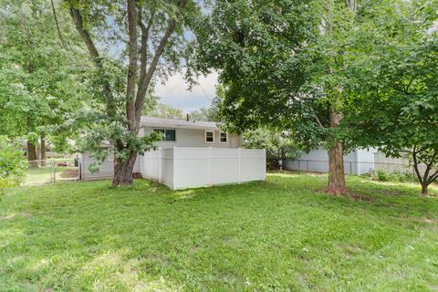 1312 Pinehurst Dr, Bloomington, IL 61704 photo 21