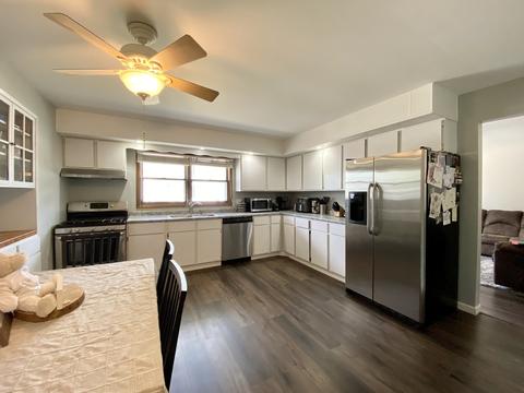 1009 Cardinal Dr, Bradley, IL 60915 photo 6