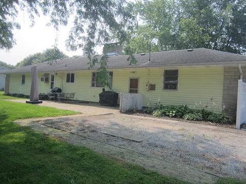 401 E Center St, Sheldon, IL 60966 photo 3
