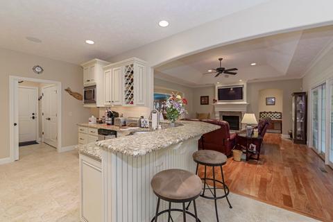 9 Bent Ct, Bloomington, IL 61704 photo 10