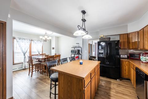7437 W 58th Pl, Summit, IL 60501 photo 8
