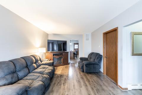 7437 W 58th Pl, Summit, IL 60501 photo 6
