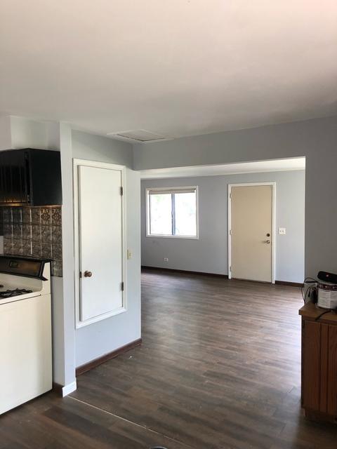 175 Moseley St, Elgin, IL 60123 photo 4
