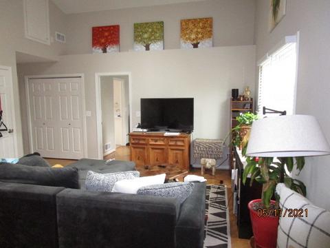338 E Wesley St, Wheaton, IL 60187 photo 5