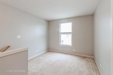 2473 Emily Ln, Elgin, IL 60124 photo 16