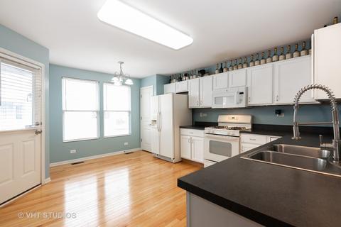 2473 Emily Ln, Elgin, IL 60124 photo 7