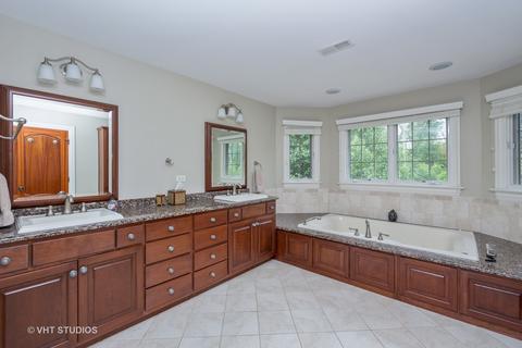 267 E Vallette St, Elmhurst, IL 60126 photo 12