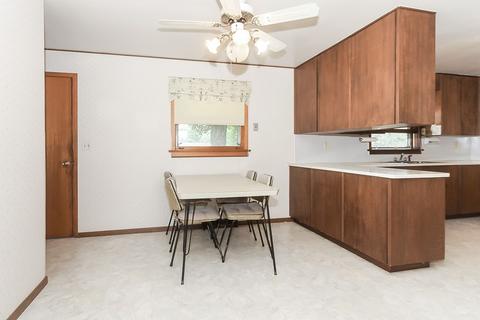 445 Ridge St, Algonquin, IL 60102 photo 11