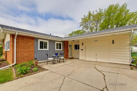 1730 Ida Rd, Hoffman Estates, IL 60169 photo 4