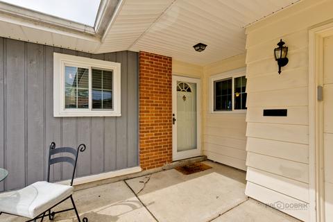 1730 Ida Rd, Hoffman Estates, IL 60169 photo 3