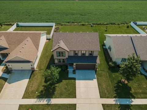 1030 Stags Leap Rd, Normal, IL 61761 photo 2