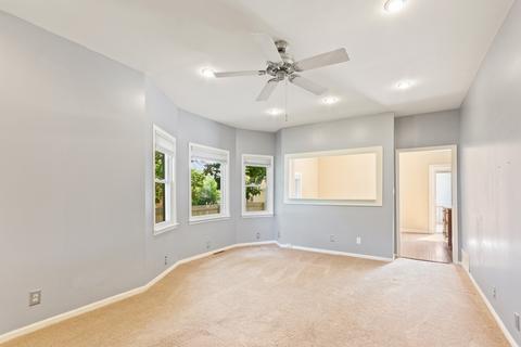 466 S Main Ave, Kankakee, IL 60901 photo 2