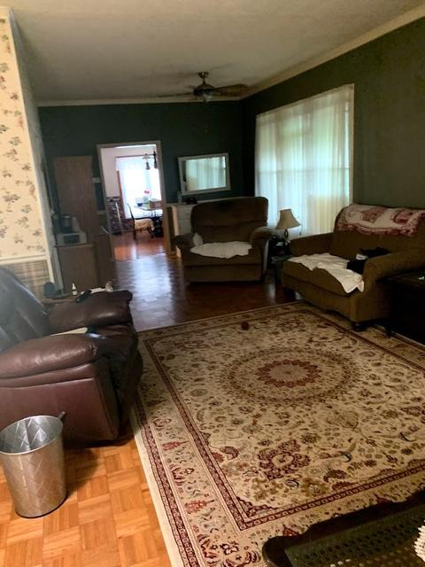 401 Elm St, Le Roy, IL 61752 photo 11