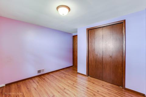 3335 Halsted St, Steger, IL 60475 photo 7