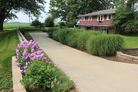 2864 River Rd, Kankakee, IL 60901 photo 2