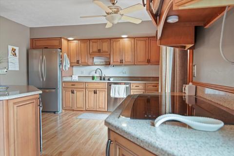 1300 Heritage Rd E, Normal, IL 61761 photo 4