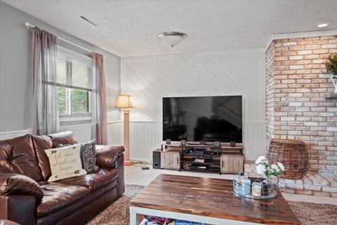 1300 Heritage Rd E, Normal, IL 61761 photo 18