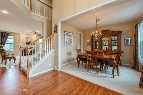 7 Benton Ct, Algonquin, IL 60102 photo 3