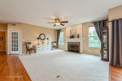 7 Benton Ct, Algonquin, IL 60102 photo 9