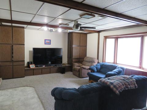 2002 Hemlock Dr, Champaign, IL 61821 photo 3
