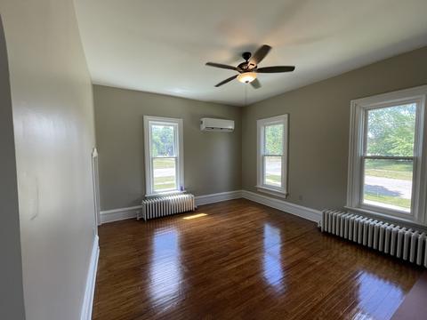 465 Orange St, Elgin, IL 60123 photo 7