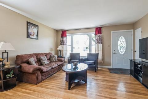 131 Flora Ave, Glenview, IL 60025 photo 3