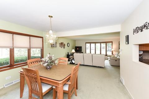 3305 Plum Grove Dr, Rolling Meadows, IL 60008 photo 6
