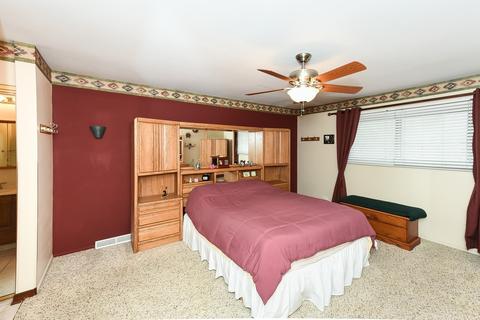 3305 Plum Grove Dr, Rolling Meadows, IL 60008 photo 12