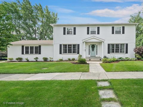 1318 E Hawthorne Blvd, Wheaton, IL 60187 photo 1