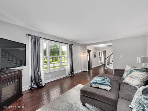 1318 E Hawthorne Blvd, Wheaton, IL 60187 photo 13