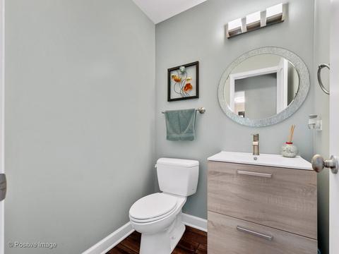 1318 E Hawthorne Blvd, Wheaton, IL 60187 photo 22