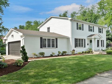 1318 E Hawthorne Blvd, Wheaton, IL 60187 photo 2