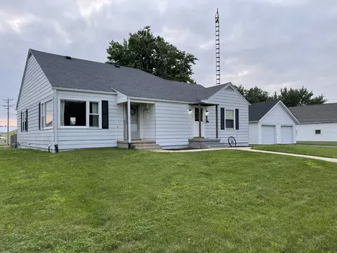 200 N Front St, Sublette, IL 61367 photo 1