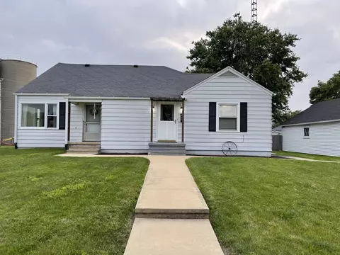200 N Front St, Sublette, IL 61367 photo 2