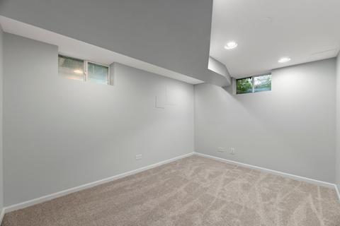 406 Byron Ct, Wheaton, IL 60187 photo 29