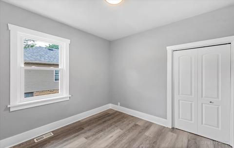 471 Clark St, Elgin, IL 60123 photo 13