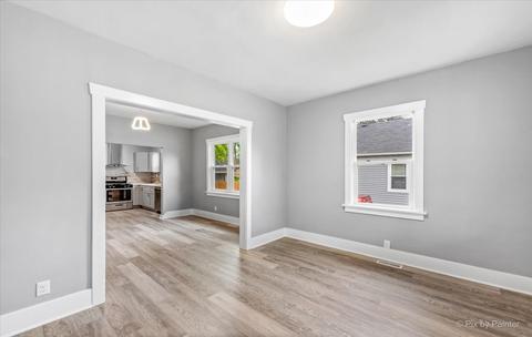 471 Clark St, Elgin, IL 60123 photo 6