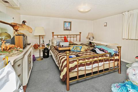 360 Pleasant St, Hoffman Estates, IL 60169 photo 14