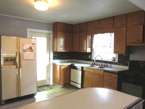 910 3rd Ave, Sterling, IL 61081 photo 8