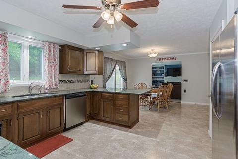114 Parkview Dr, Bloomington, IL 61701 photo 7
