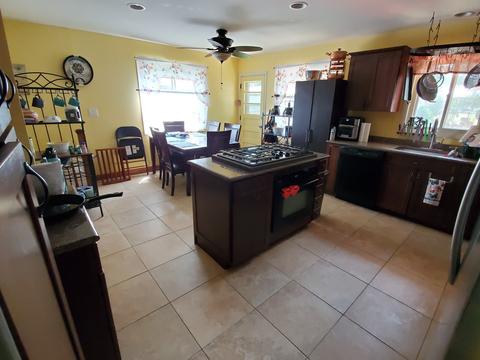 518 Harrison St, Elgin, IL 60120 photo 18