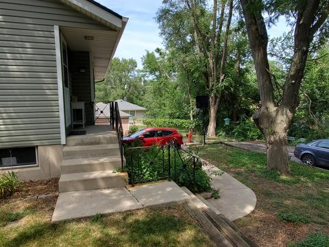 518 Harrison St, Elgin, IL 60120 photo 14