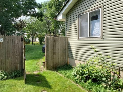 518 Harrison St, Elgin, IL 60120 photo 13