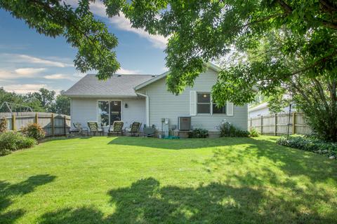 303 Forest View Dr, Genoa, IL 60135 photo 32