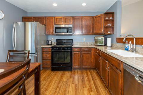 303 Forest View Dr, Genoa, IL 60135 photo 12