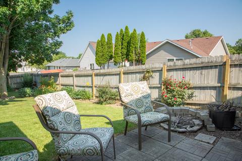 303 Forest View Dr, Genoa, IL 60135 photo 4