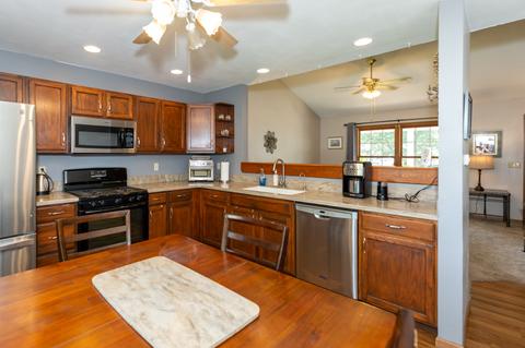 303 Forest View Dr, Genoa, IL 60135 photo 13