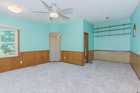 911 S Fell Ave, Normal, IL 61761 photo 17